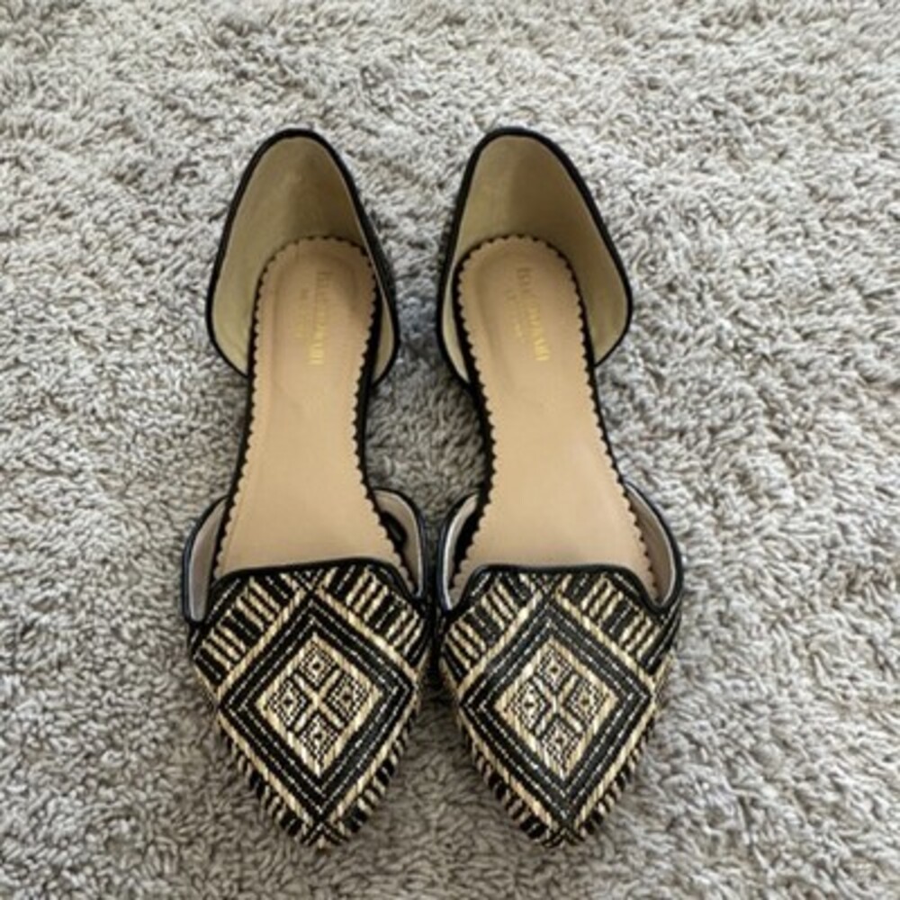 Isaac Mizrahi Black Beige Geometric Pointed Toe Women's Flats Man Made Sz 8.5